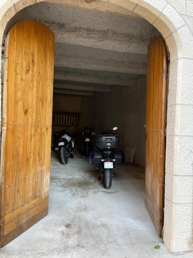 Familial Maison De L'église Du Couvent * Narbona