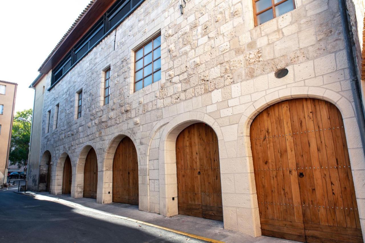 Familial Maison De L'église Du Couvent
